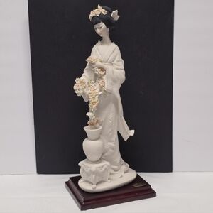 Guiseppe Armani Oriental Girl with Vase Geisha Sculpture Figurine VTG 80s Italy